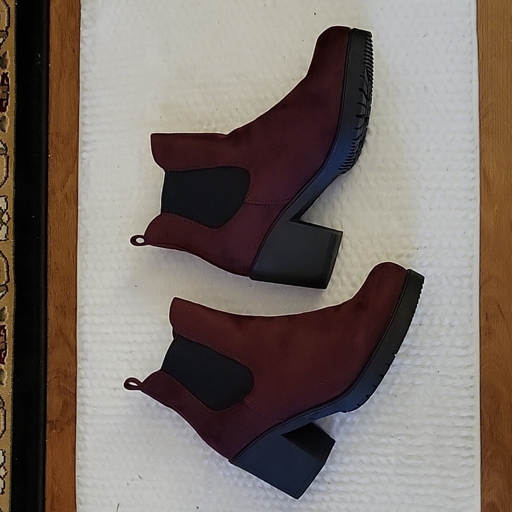 Dream Pairs Women's Burgundy Chelsea Ankle Boots